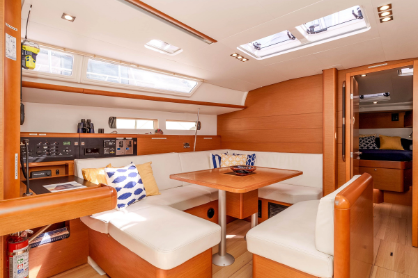Victory 47ft Jeanneau Yacht For Sale