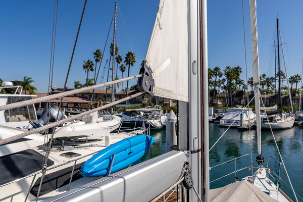 Victory 47ft Jeanneau Yacht For Sale