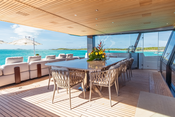 VIVACE 102ft Alpha Custom Yachts Yacht For Sale