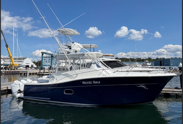 37-ft-Luhrs-2010-37 OB Canyon Series-Wicked Smile Newport Rhode Island United States  yacht for sale