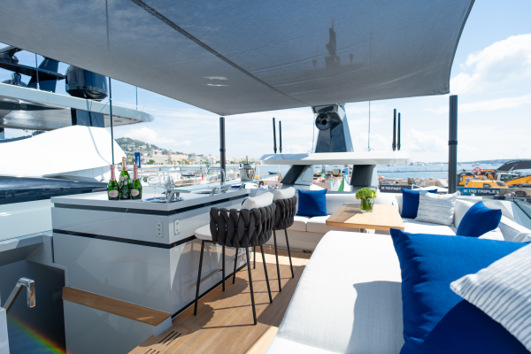 X90 FAST 90ft Extra Yachts Yacht For Sale