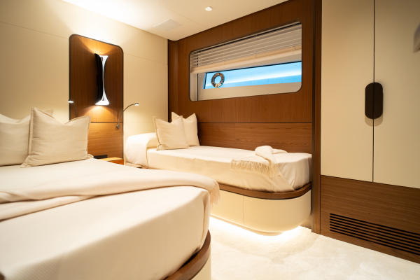 X90 FAST 90ft Extra Yachts Yacht For Sale