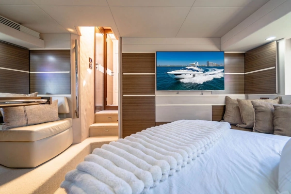2015 Azimut 54