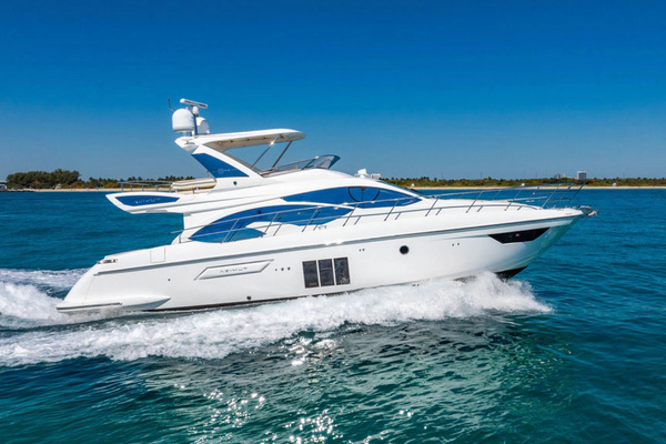 2015 Azimut 54