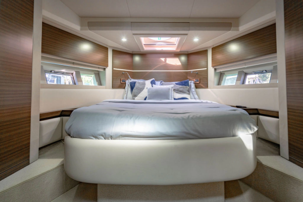 Yallah 54ft Azimut Yacht For Sale