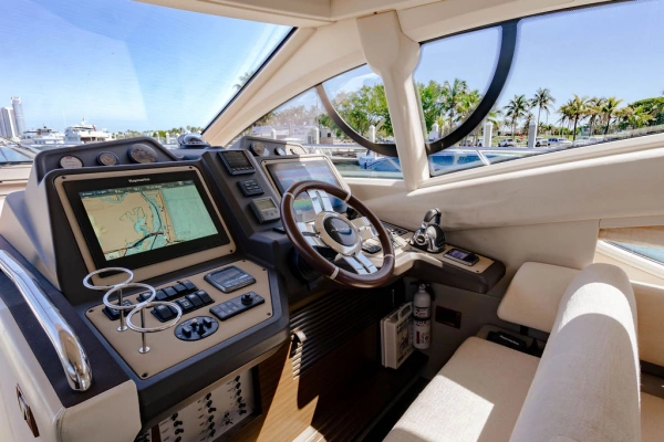 2015 Azimut 54