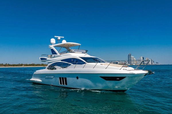 2015 Azimut 54