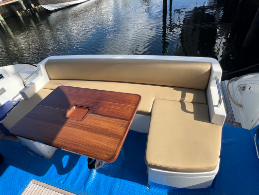 Yallah 54ft Azimut Yacht For Sale