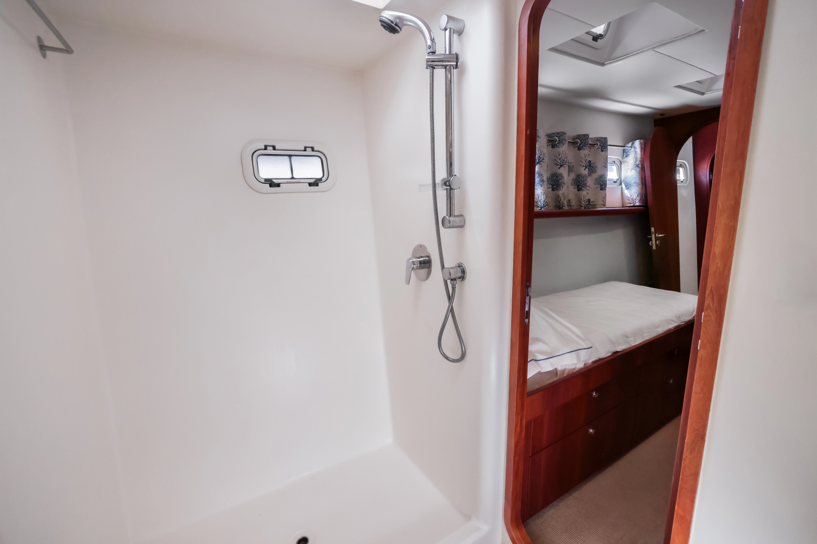 2000 Custom Power Catamaran