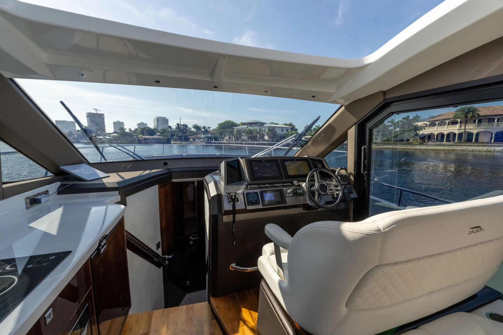 2022 Galeon 410 HTC