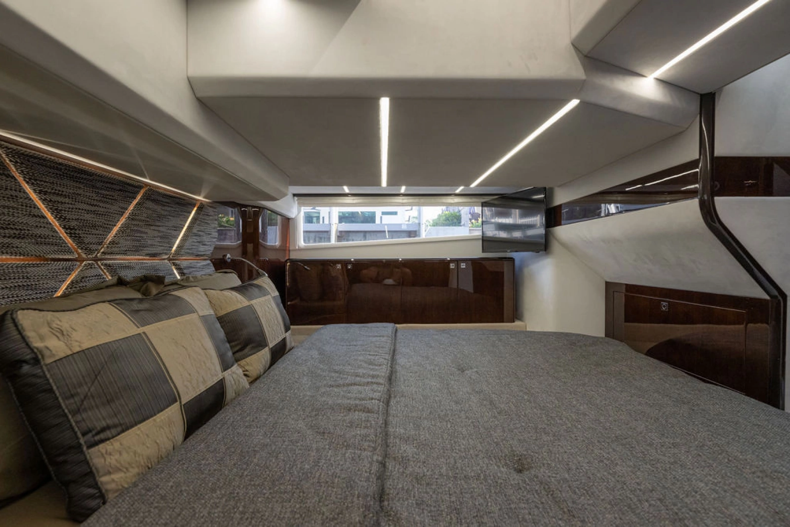 2022 Galeon 410 HTC