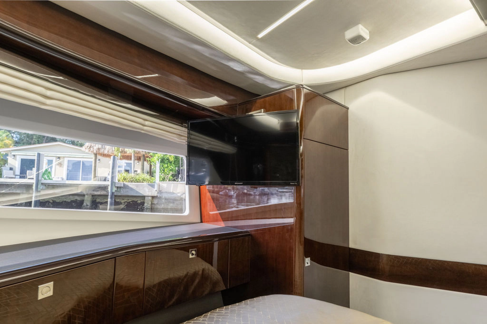2022 Galeon 410 HTC