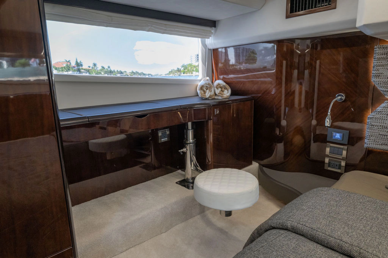 2022 Galeon 410 HTC