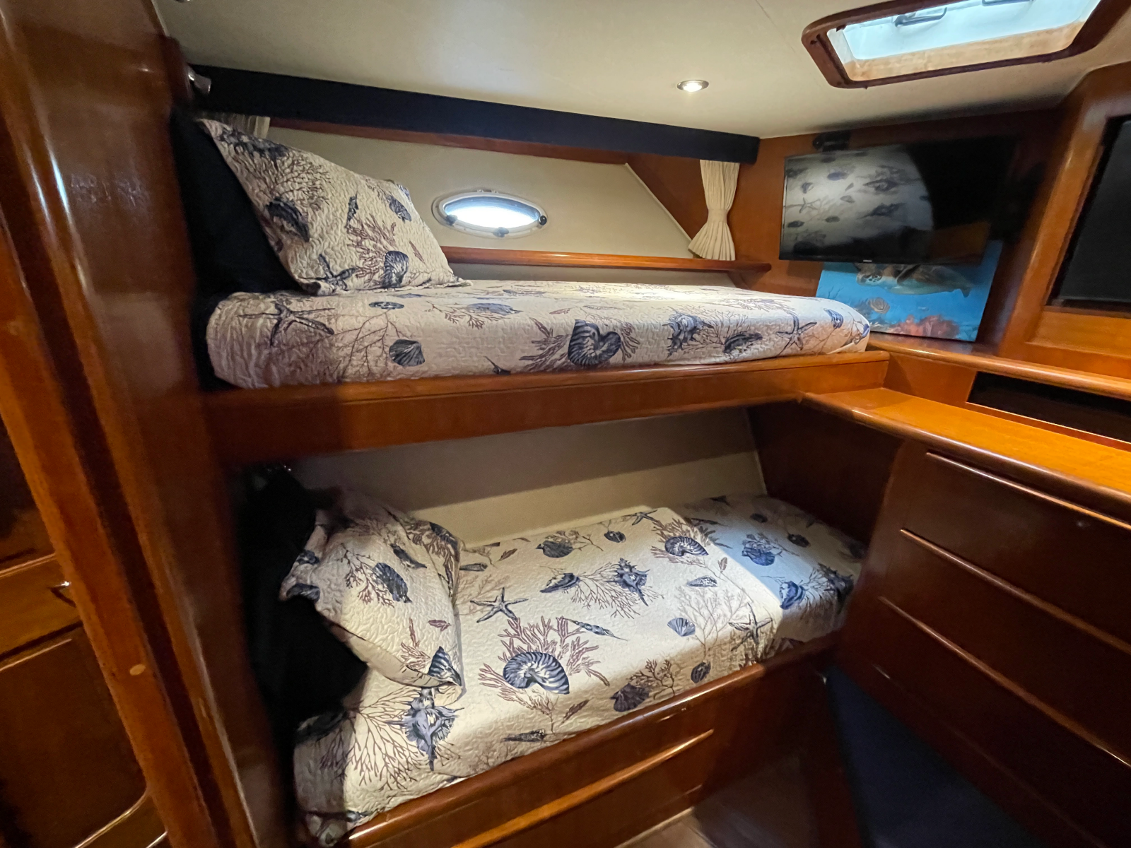 1990 Viking 63 Motor Yacht
