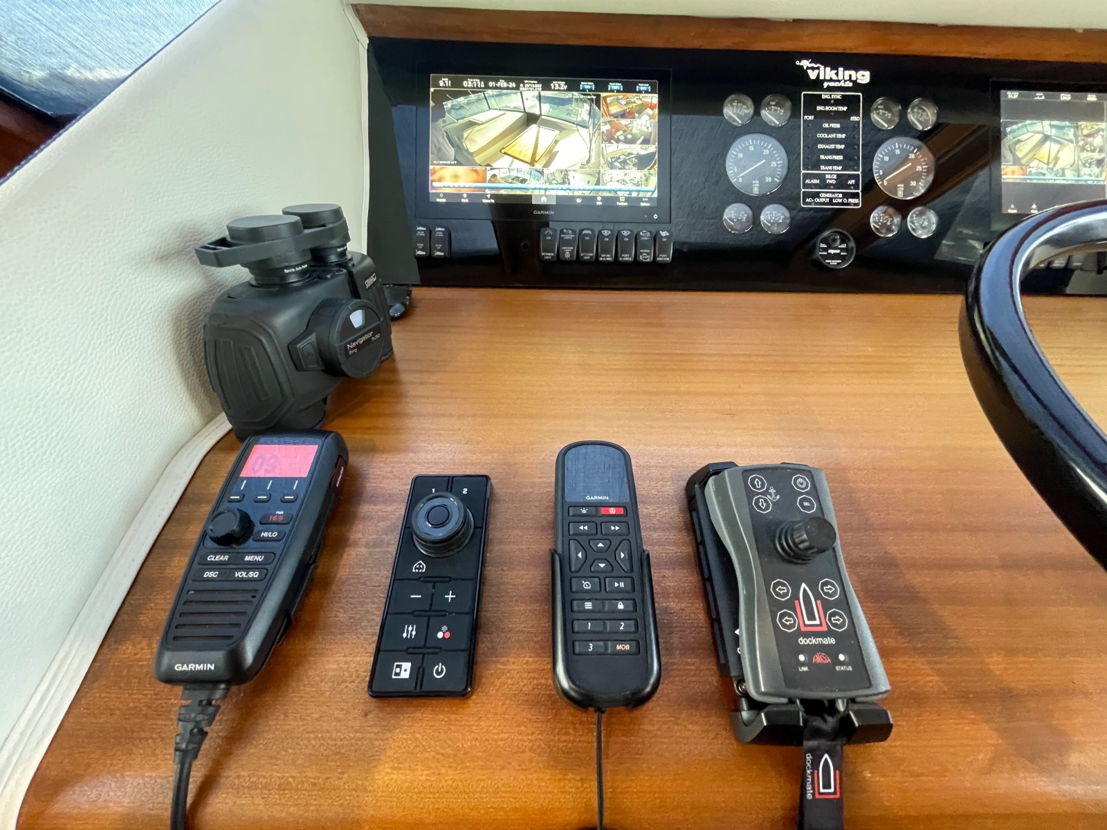 1990 Viking 63 Motor Yacht