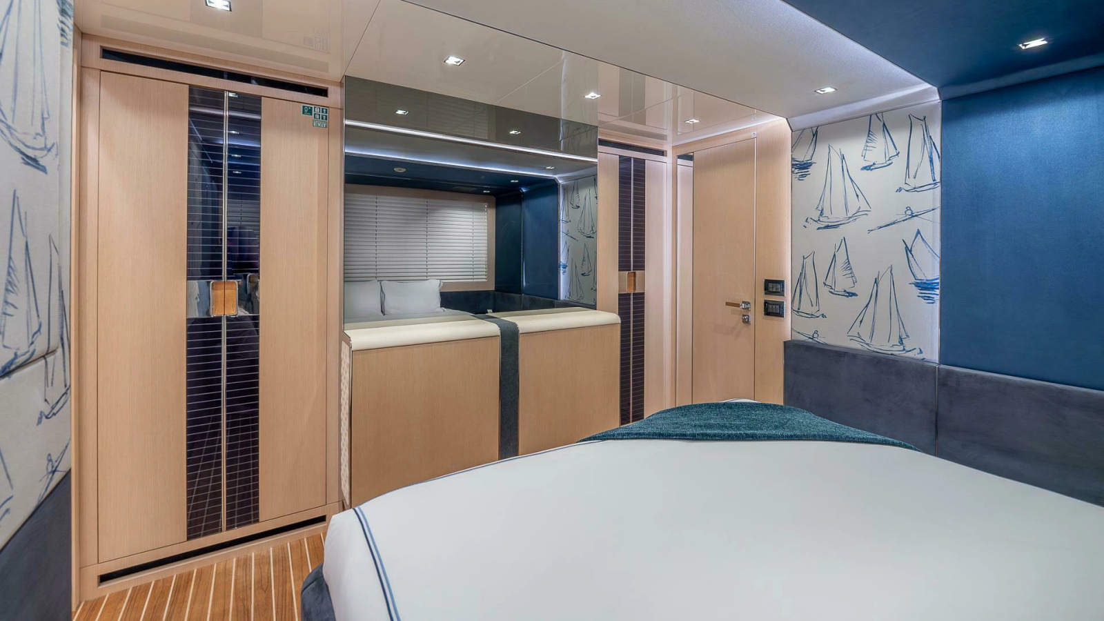 2017 Mangusta Oceano 42