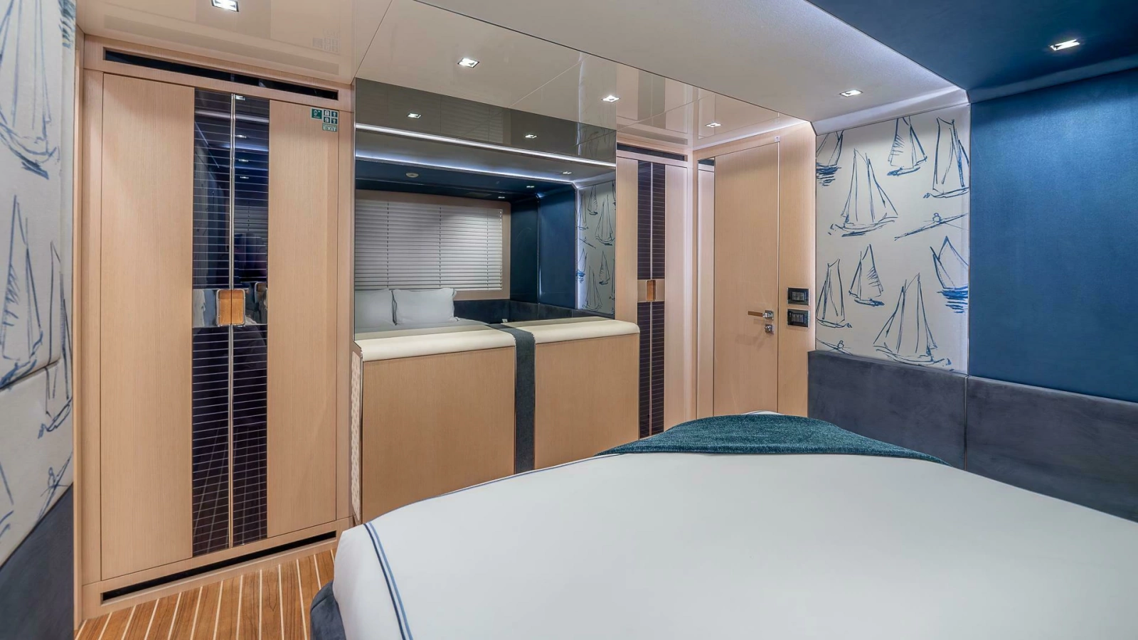 2017 Mangusta Oceano 42