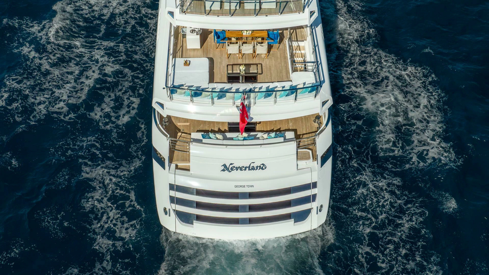 2017 Mangusta Oceano 42
