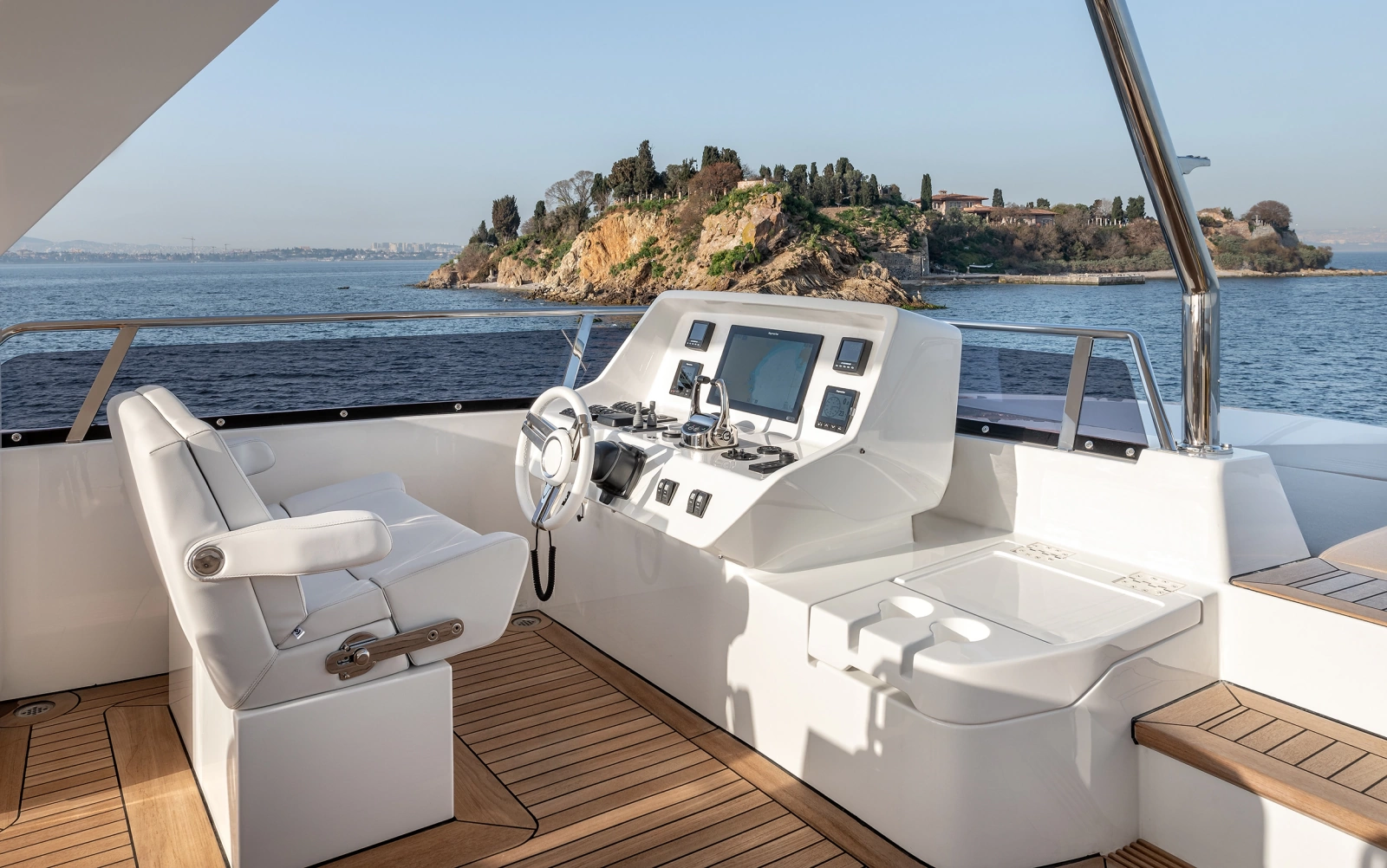 2027 Numarine 22XP