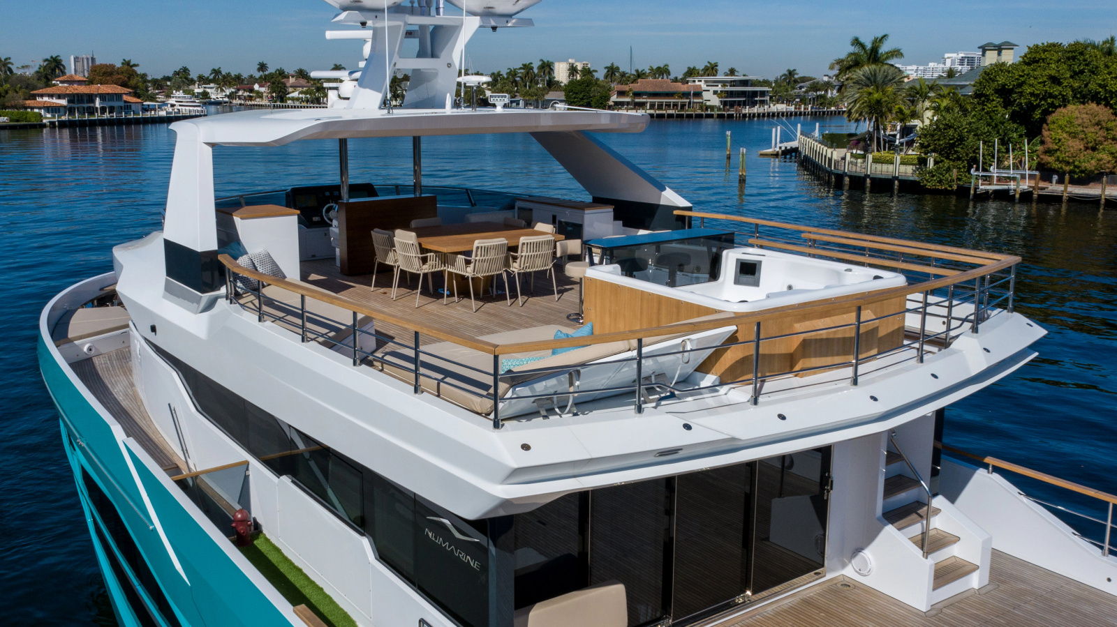 2027 Numarine 32XP