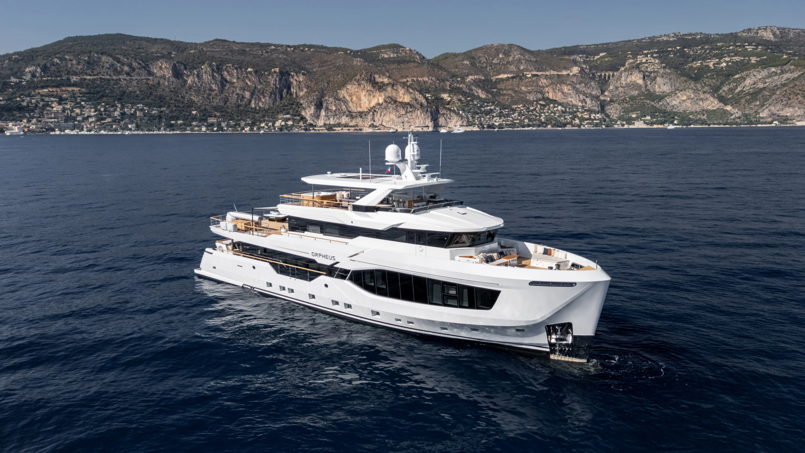 2027 Numarine 37XP