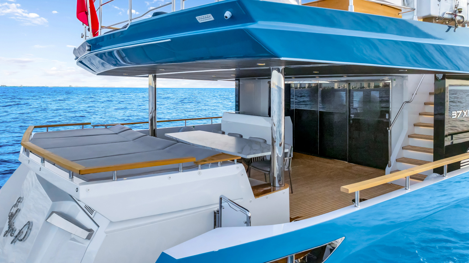 2027 Numarine 37XP