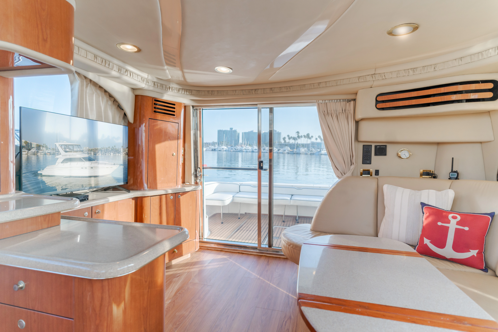 1998 Sea Ray 480 Sedan Bridge — Oasis