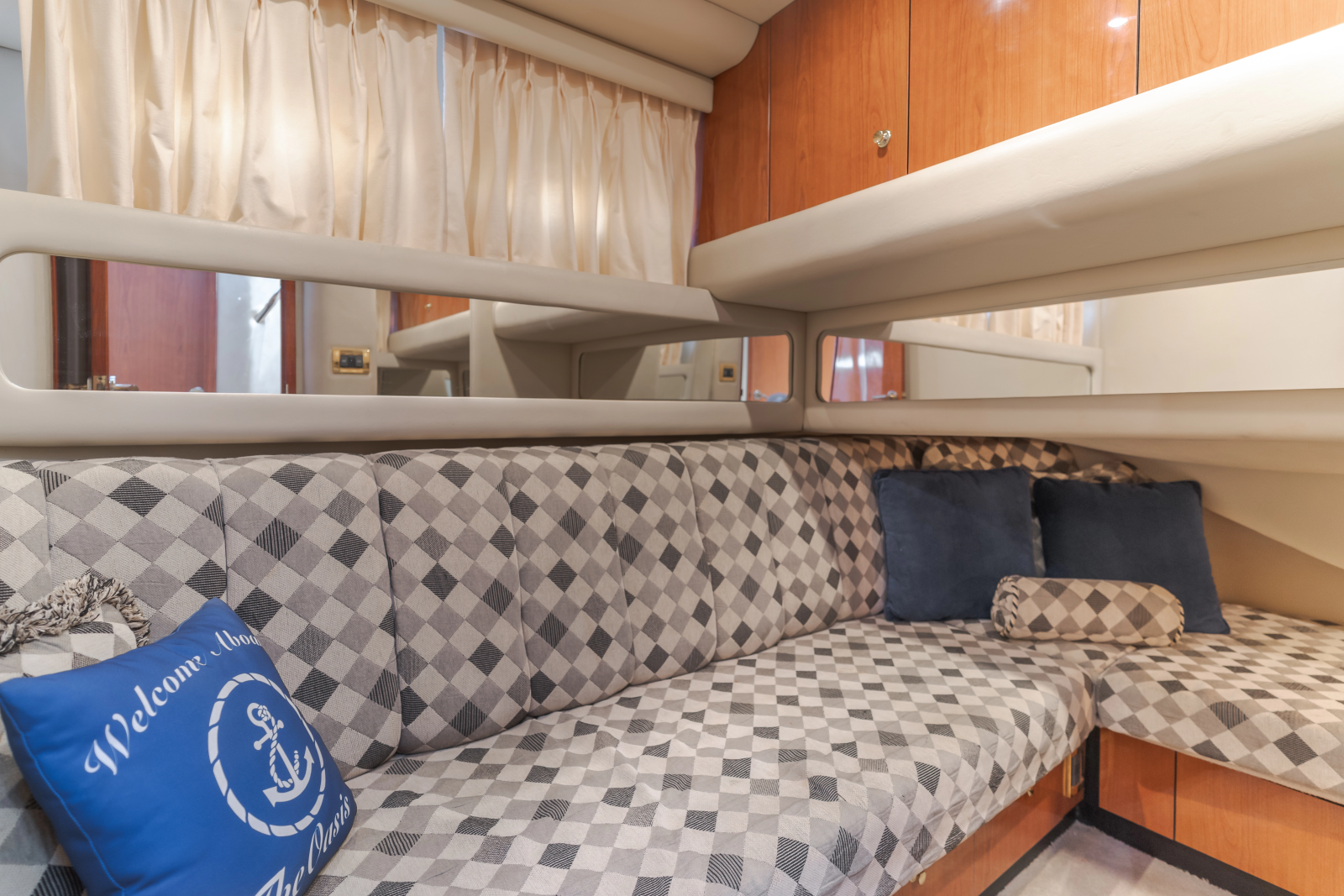 1998 Sea Ray 480 Sedan Bridge — Oasis