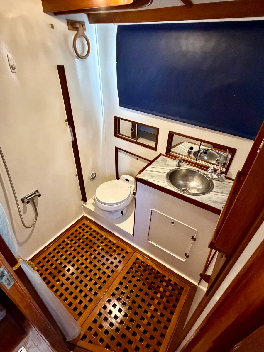 1978 Albin 43 Trawler