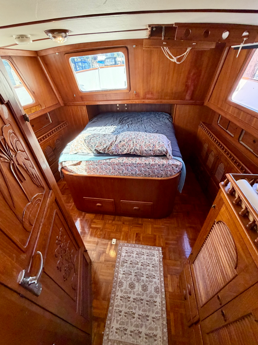 1978 Albin 43 Trawler — Olga