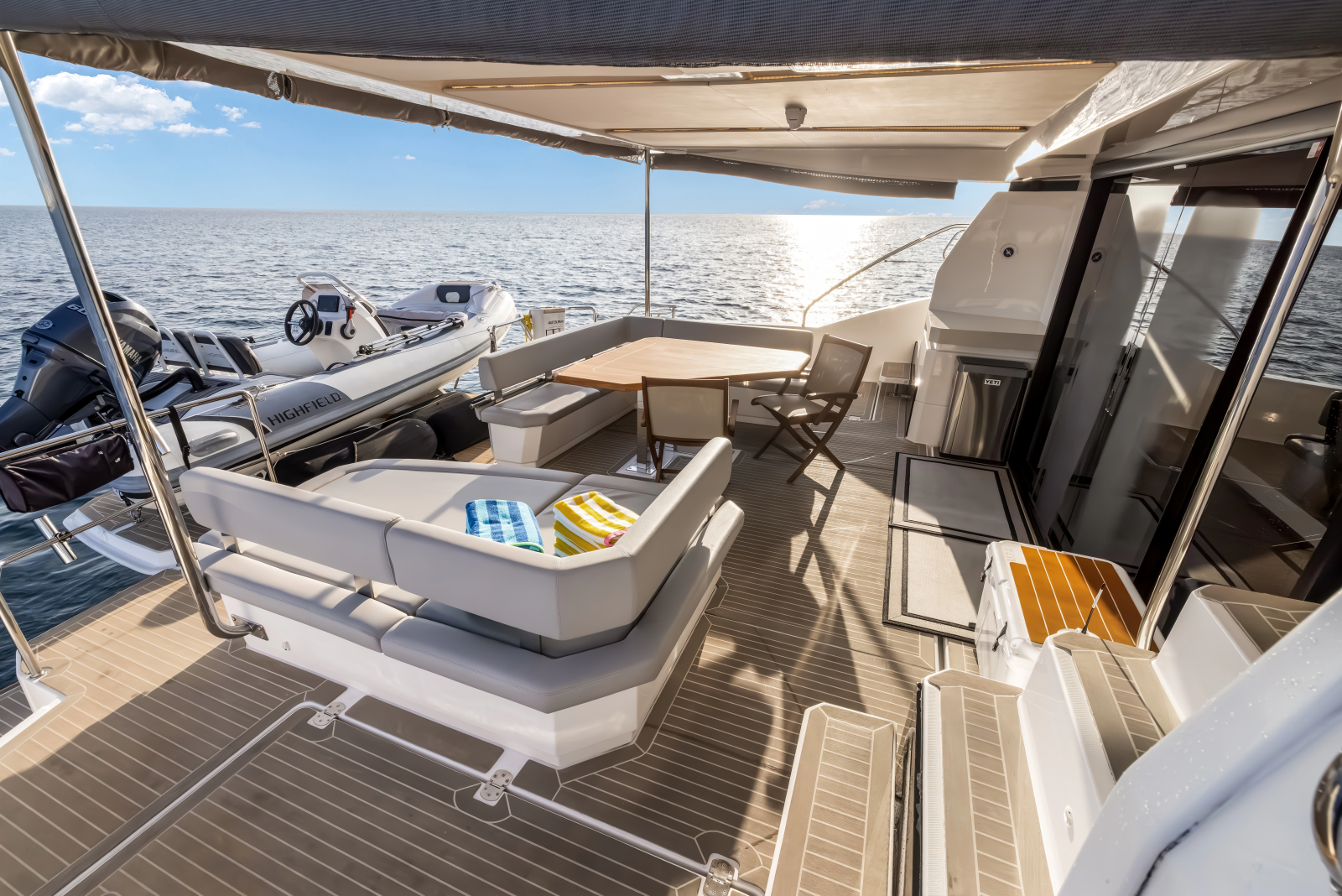 2021 Leopard 53 Powercat