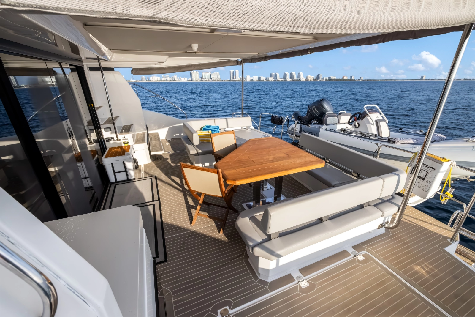 2021 Leopard 53 Powercat