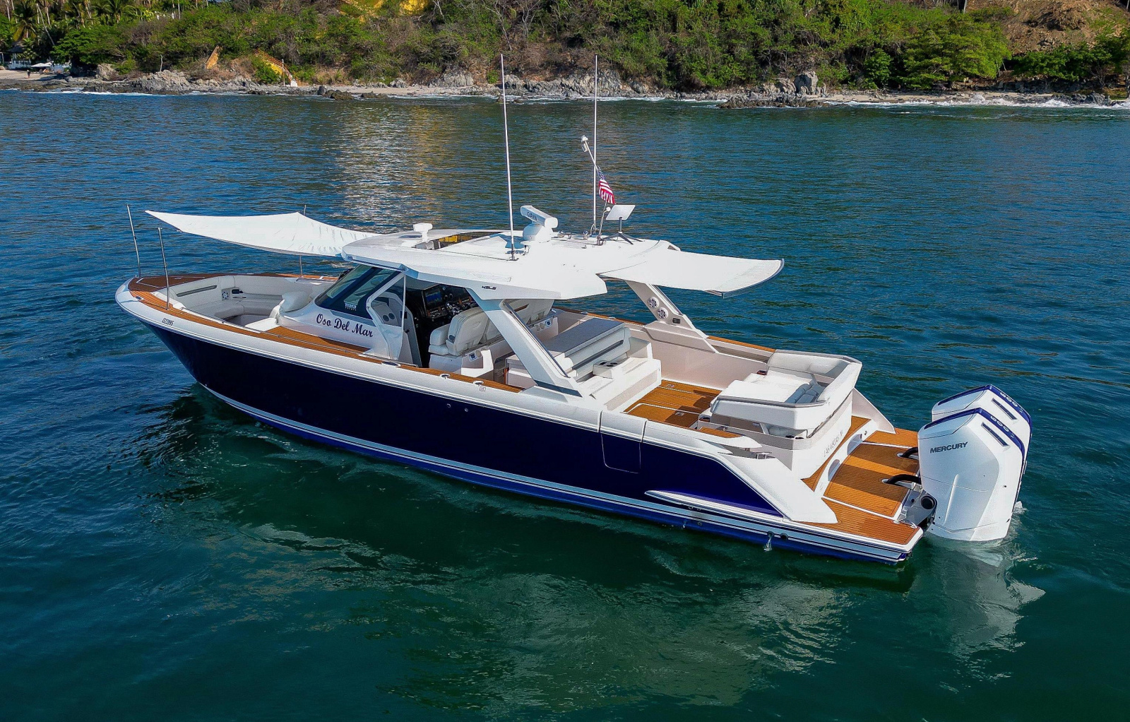 2022 Tiara Yachts 43 LS