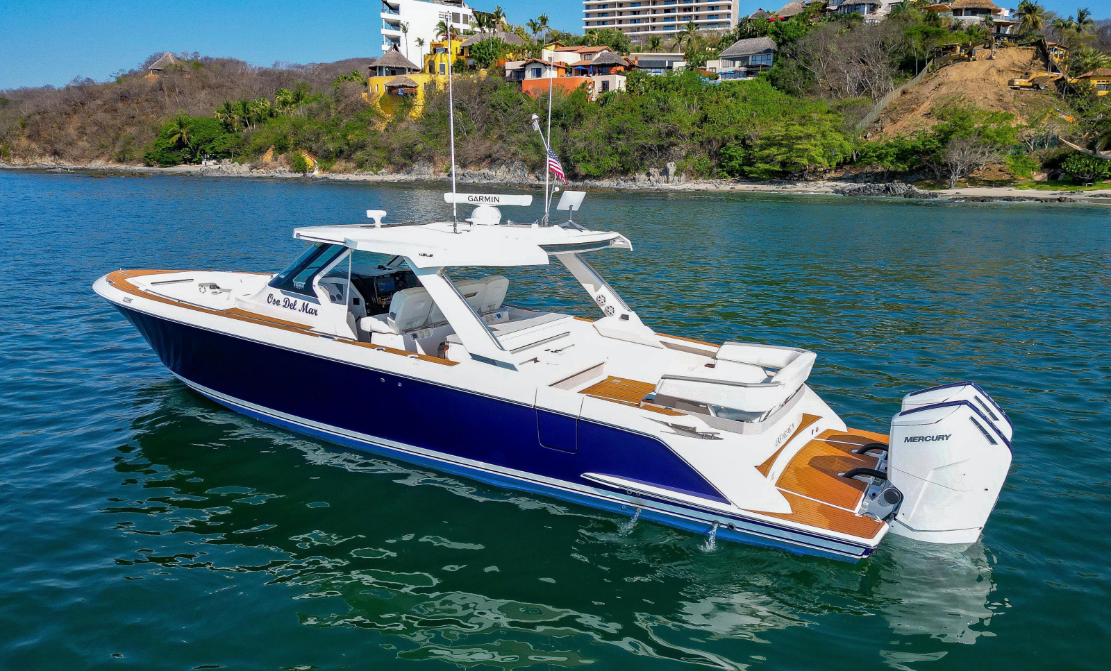 2022 Tiara Yachts 43 LS