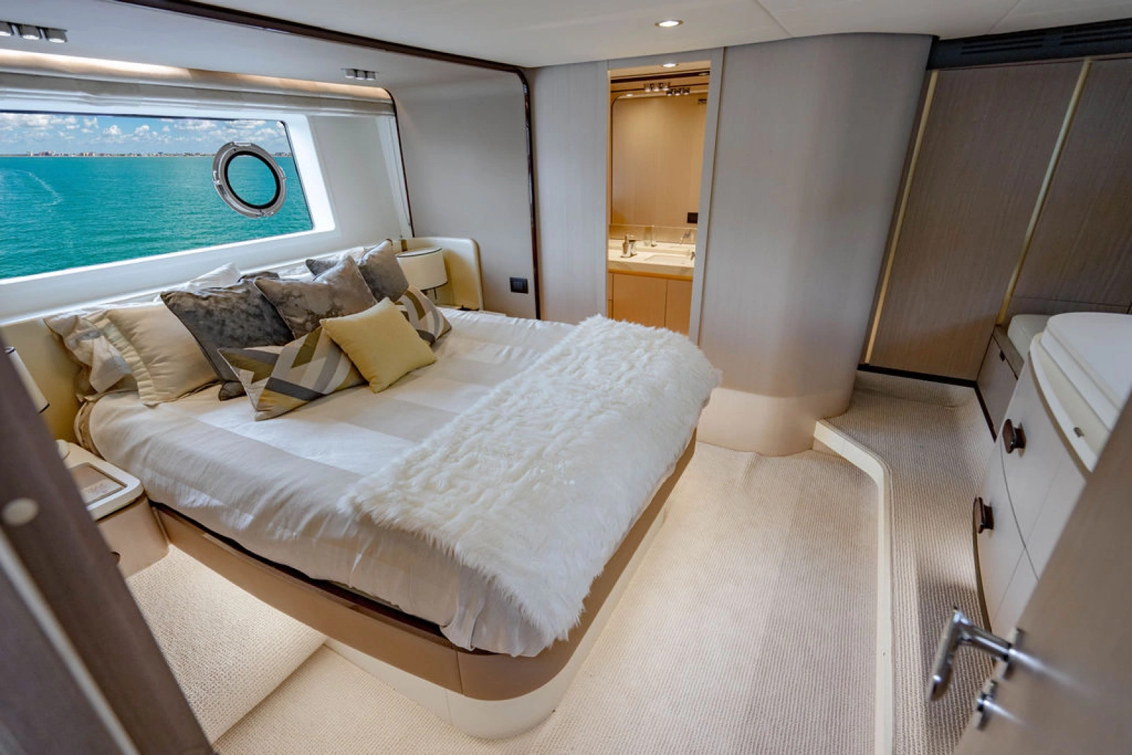 2019 Azimut Fly 60