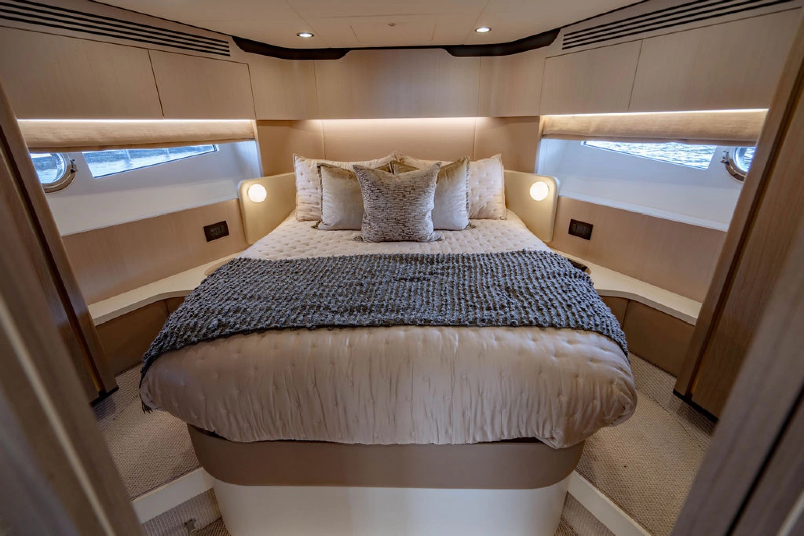 2019 Azimut Fly 60