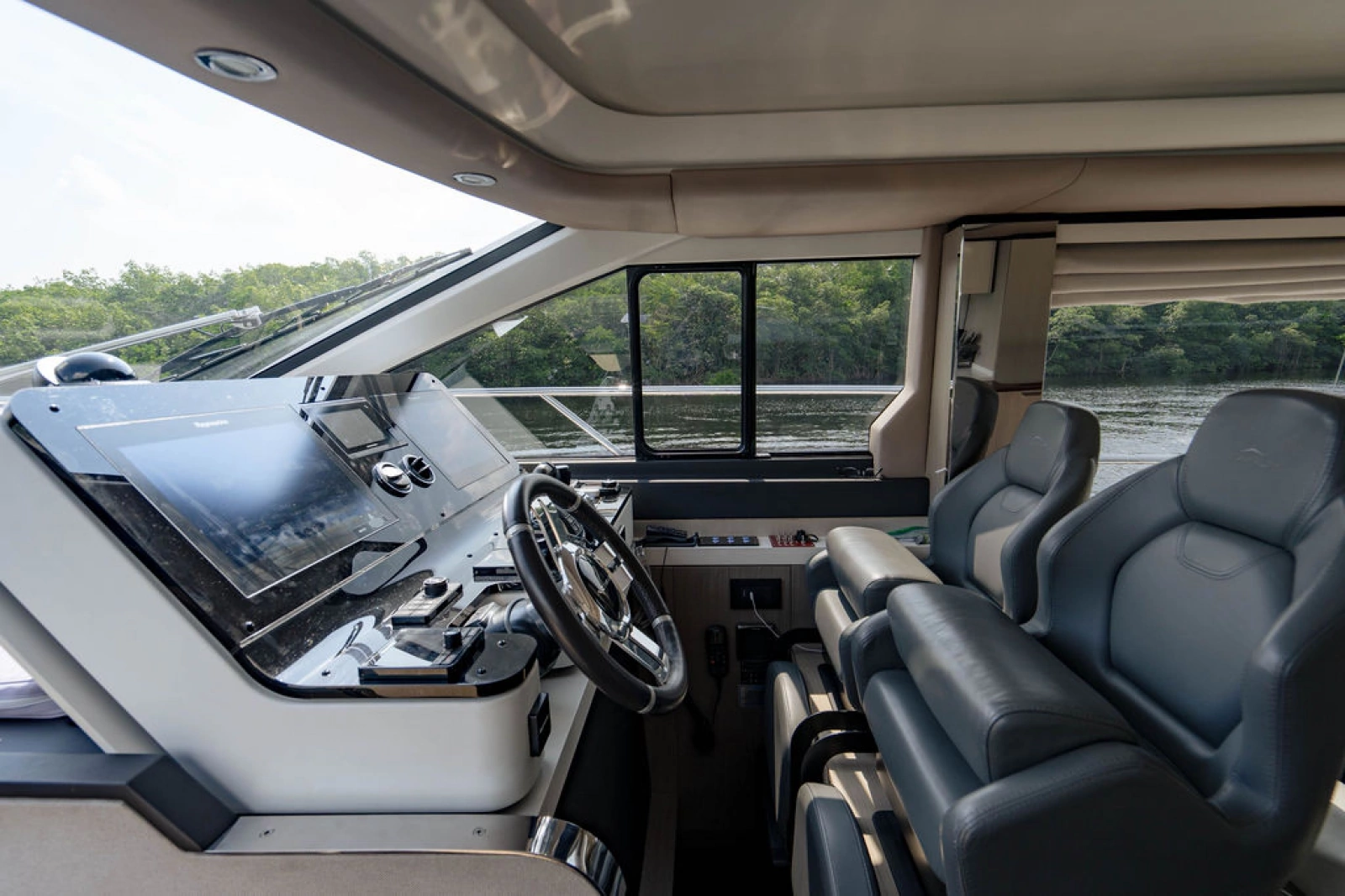2019 Azimut Fly 60