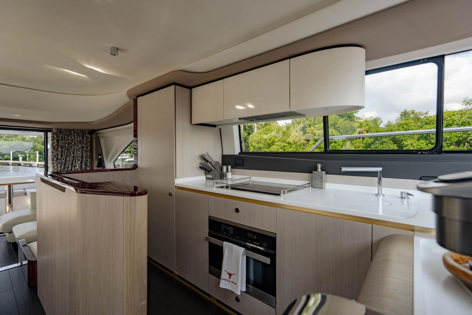 2019 Azimut Fly 60