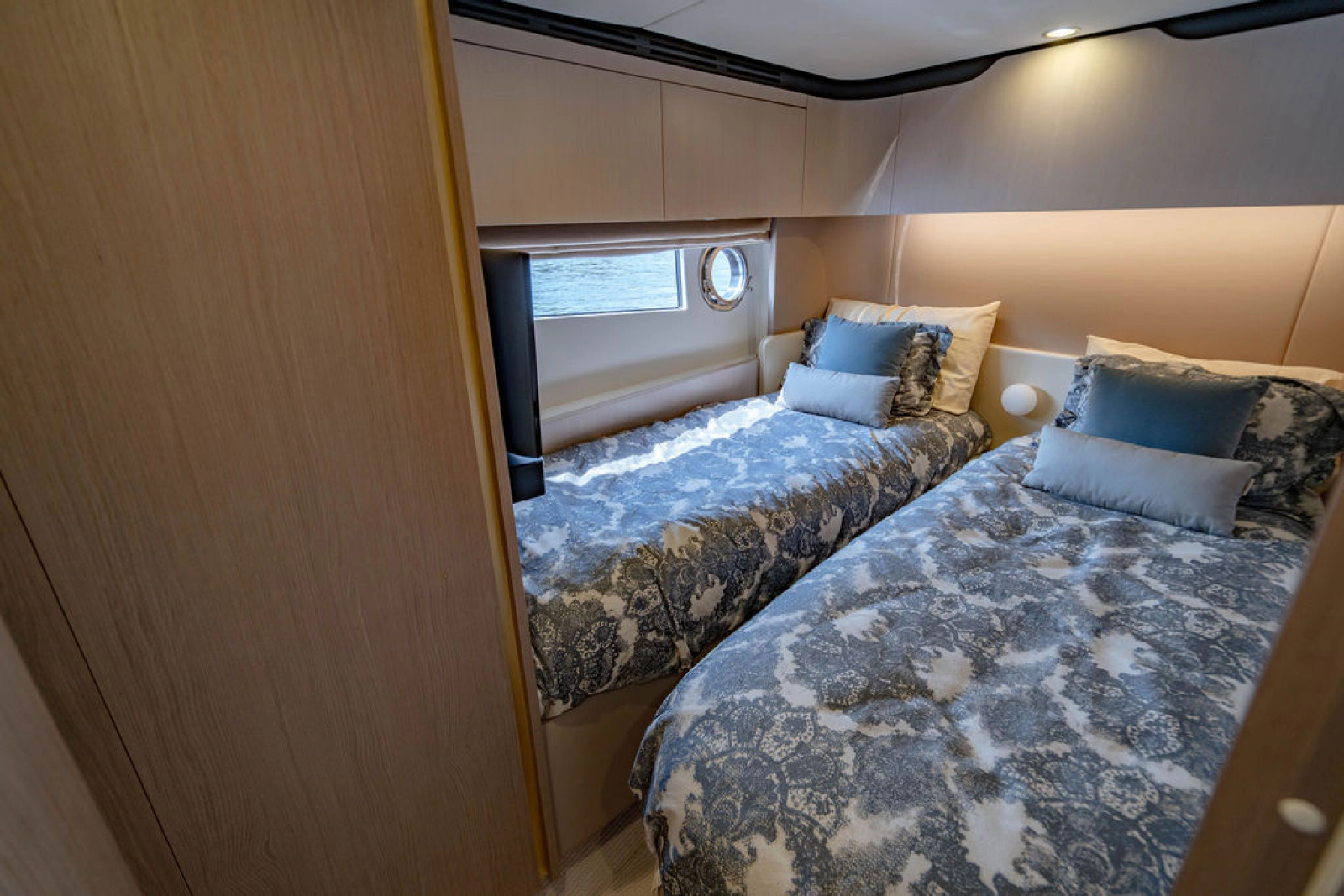 2019 Azimut Fly 60 — PERMANENT WAVES