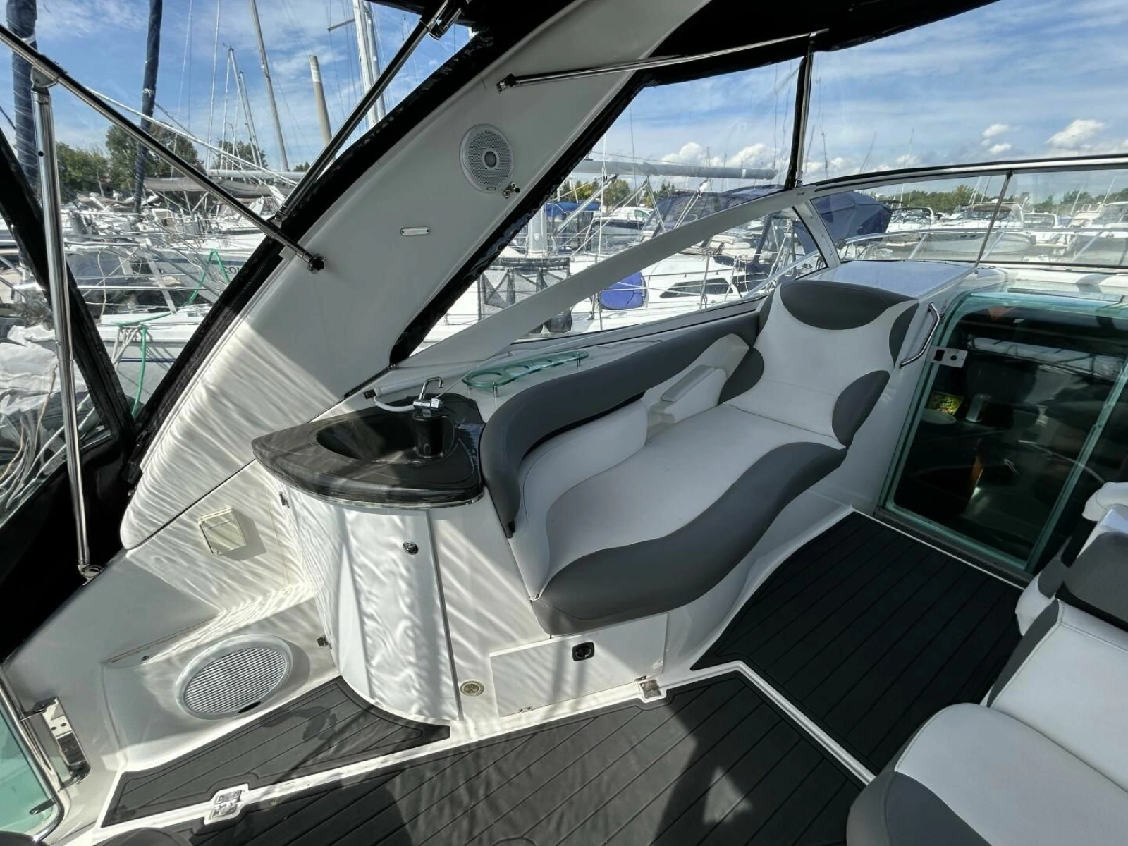 2007 Doral 310 Intrigue 31