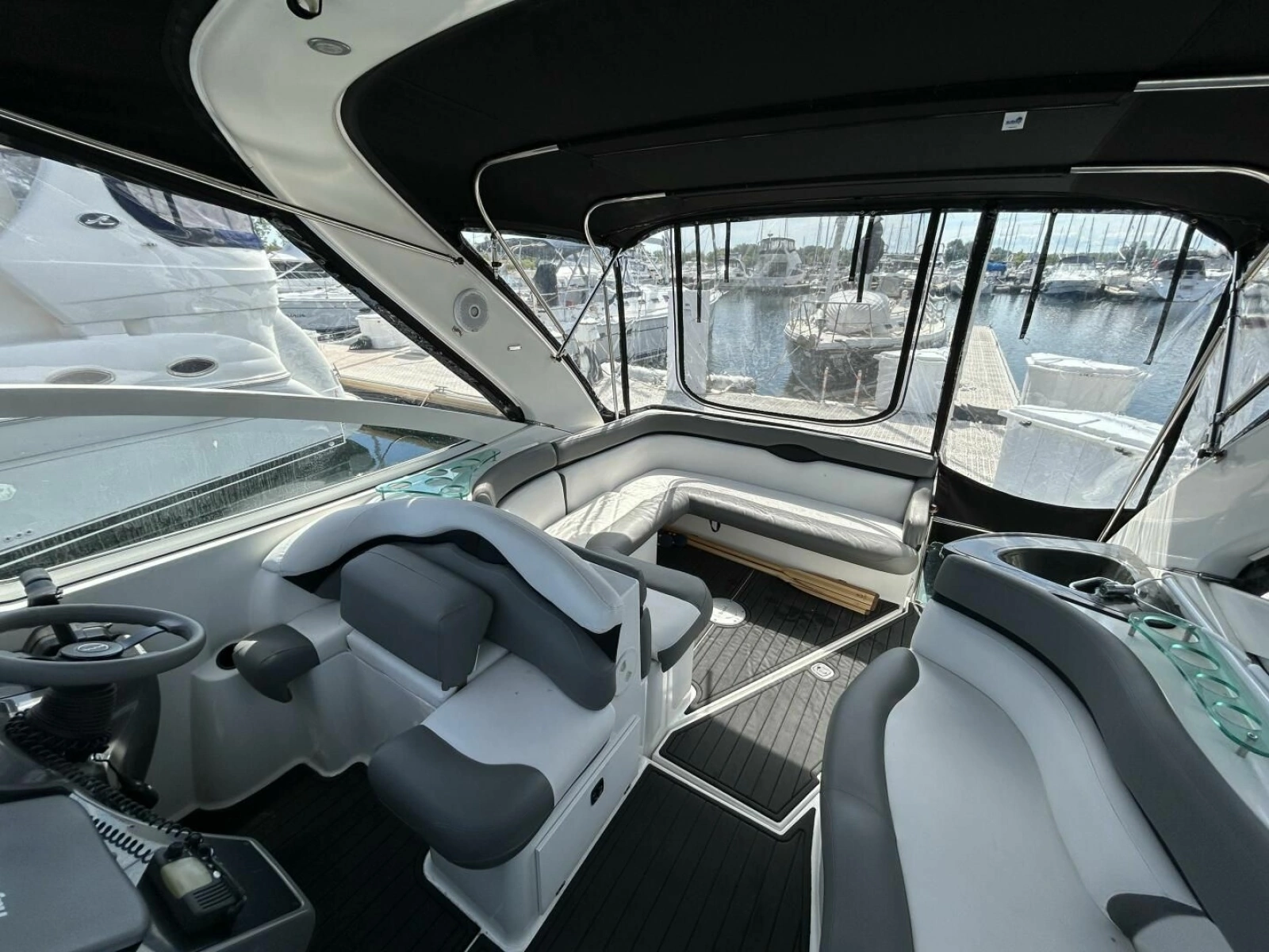 2007 Doral 310 Intrigue 31