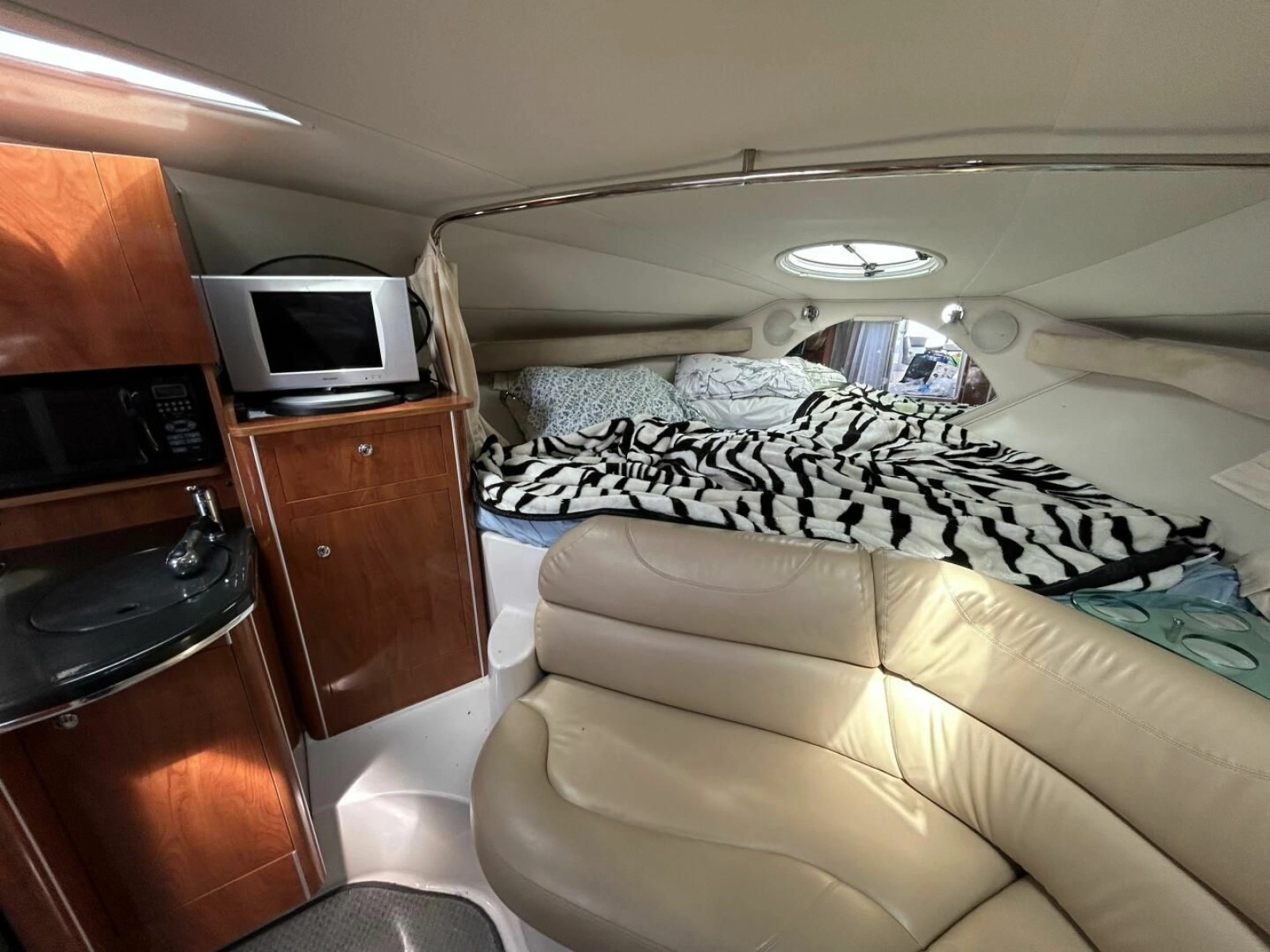 2007 Doral 310 Intrigue 31