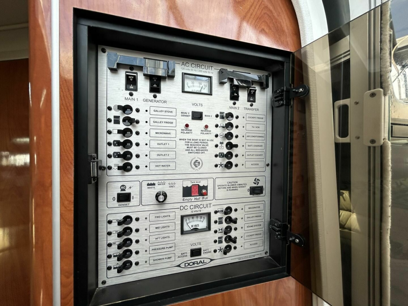 2007 Doral 310 Intrigue 31