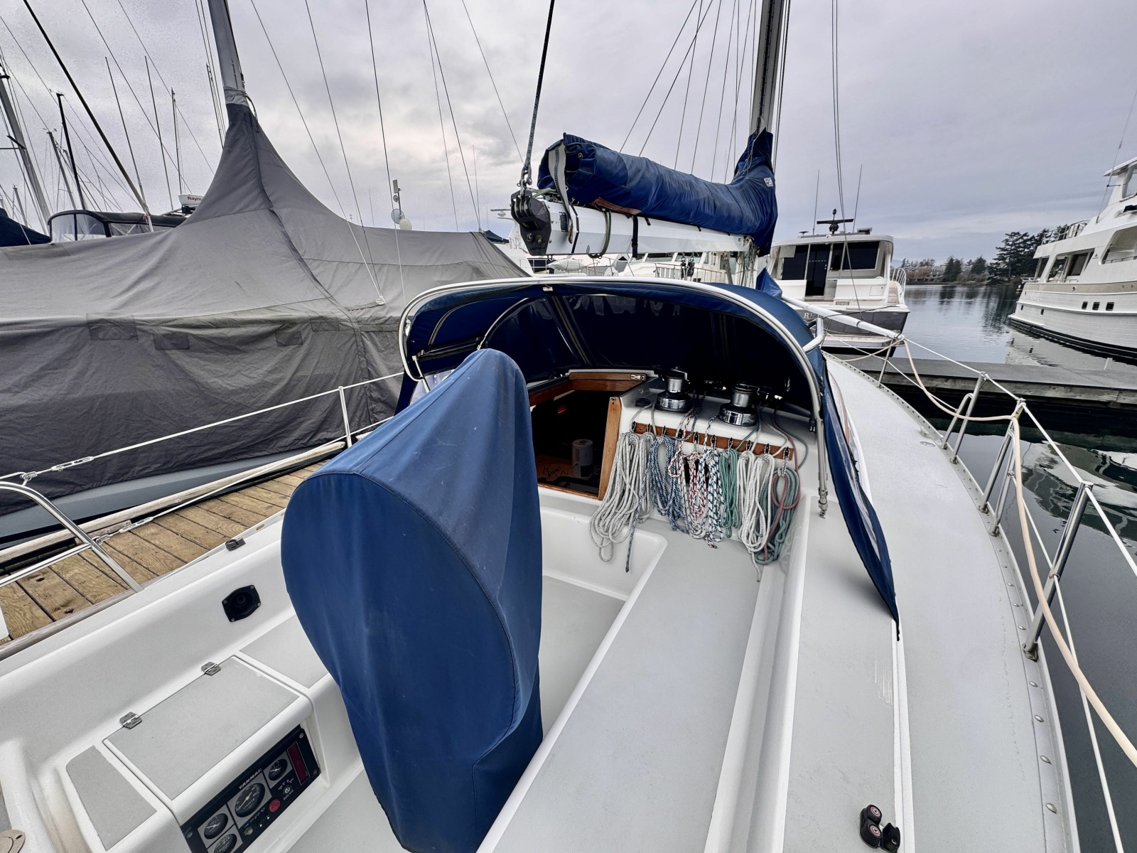 1991 Freedom 38 38