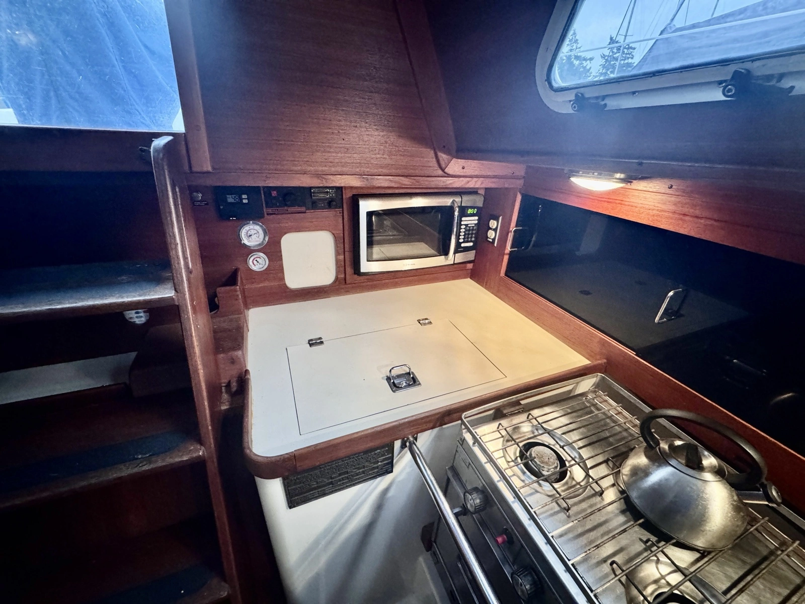 1991 Freedom 38 38