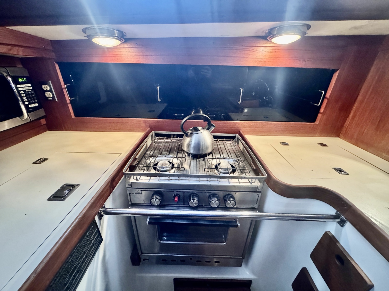 1991 Freedom 38 38