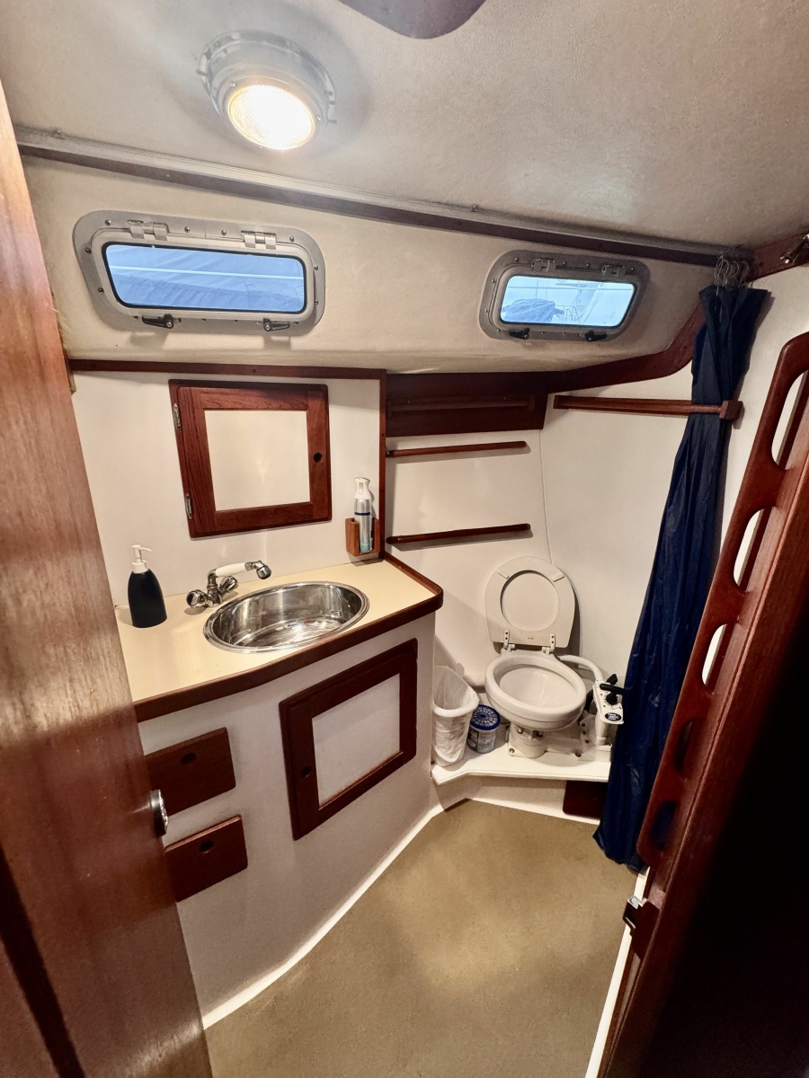 1991 Freedom 38 38