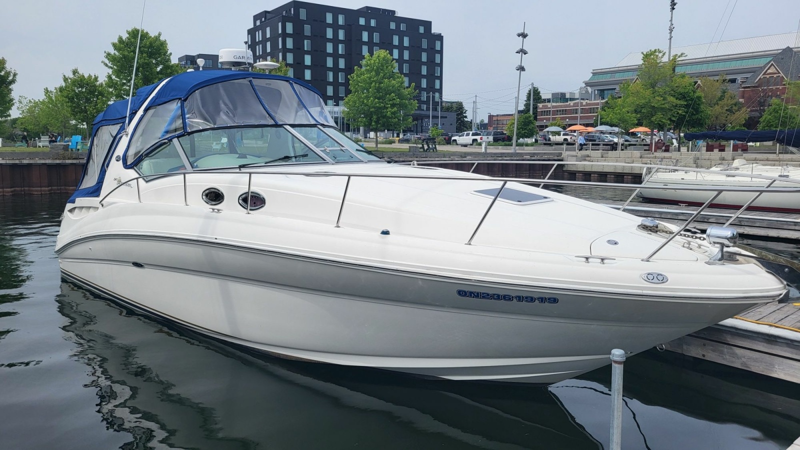 2003 Sea Ray 320 Sundancer 32