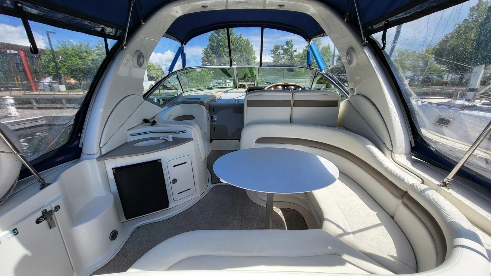 2003 Sea Ray 320 Sundancer 32