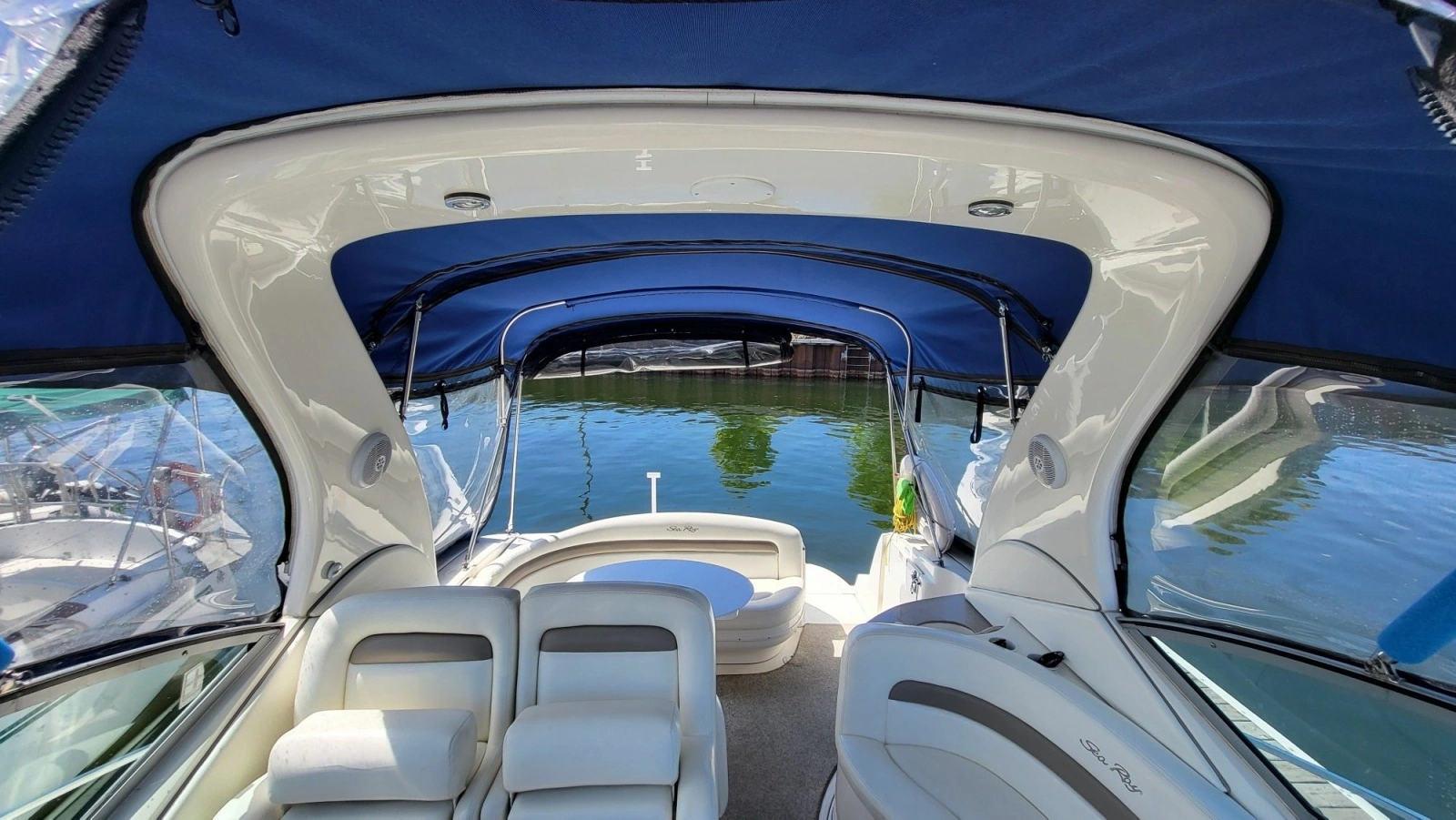 2003 Sea Ray 320 Sundancer 32